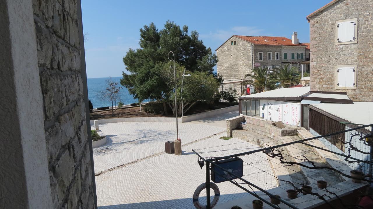 Oaza Hotel Petrovac Екстериор снимка