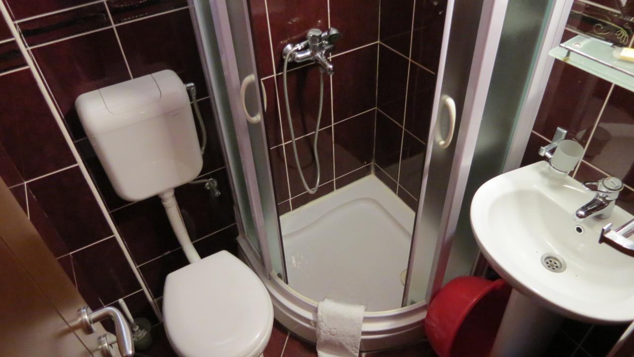 Oaza Hotel Petrovac Екстериор снимка