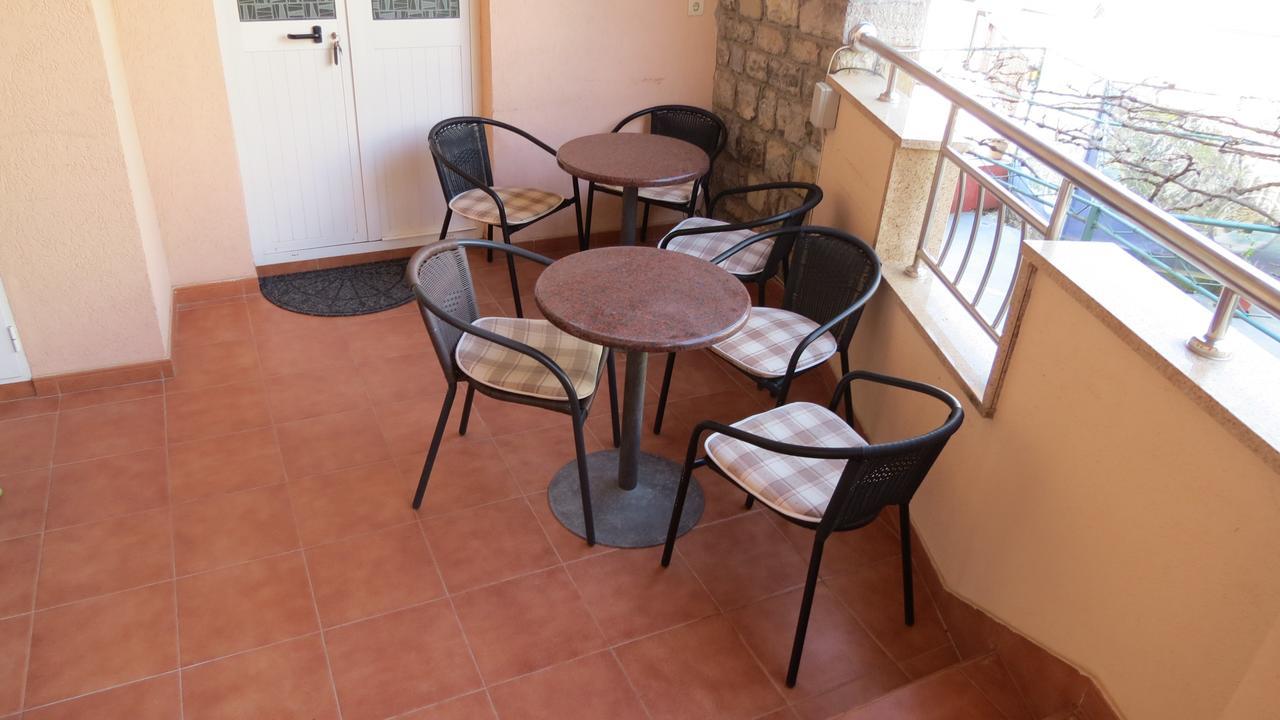 Oaza Hotel Petrovac Екстериор снимка