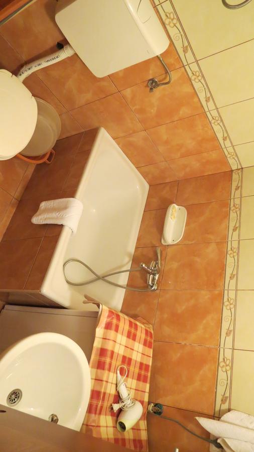 Oaza Hotel Petrovac Екстериор снимка